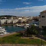 Mer, Bateau Apartment